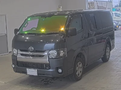 TOYOTA HIACE
