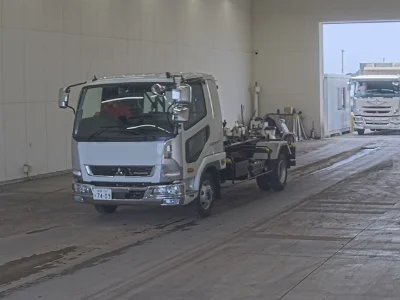 MITSUBISHI FUSO FIGHTER