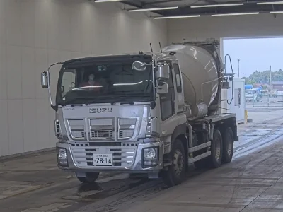 ISUZU GIGA