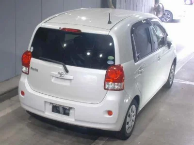 TOYOTA PORTE