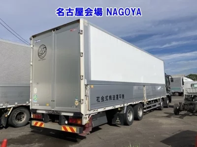 MITSUBISHI FUSO SUPER GREAT