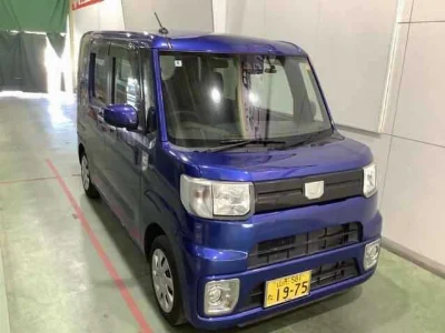 DAIHATSU WAKE