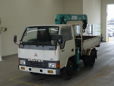 MITSUBISHI CANTER