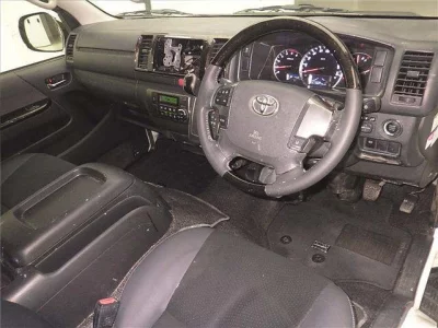 TOYOTA REGIUS ACE VAN