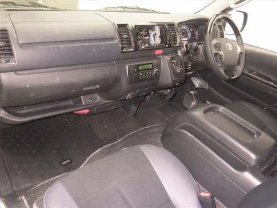 TOYOTA REGIUS ACE VAN