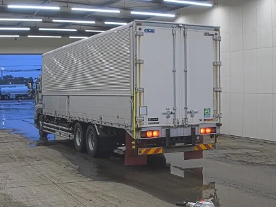 ISUZU GIGA