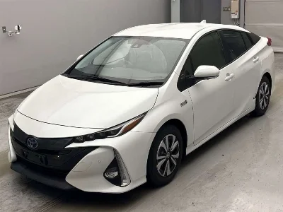 TOYOTA PRIUS PHV
