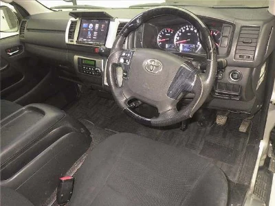 TOYOTA REGIUS ACE VAN