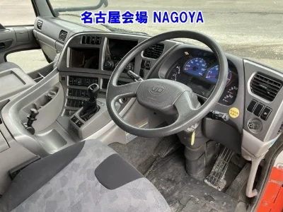 NISSAN DIESEL (UD) QUON