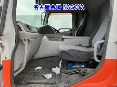 NISSAN DIESEL (UD) QUON