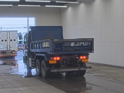 ISUZU GIGA