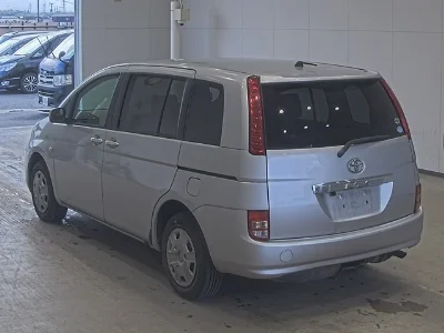 TOYOTA ISIS