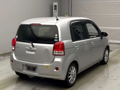 TOYOTA PORTE