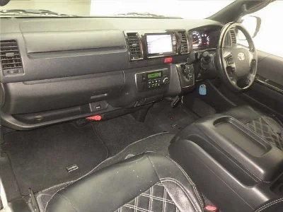 TOYOTA REGIUS ACE VAN