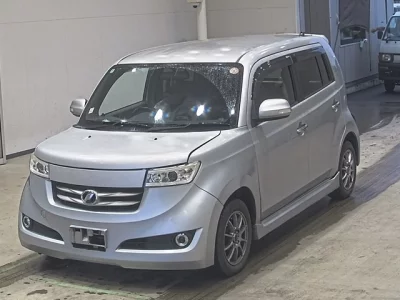 TOYOTA BB