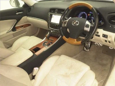 LEXUS IS