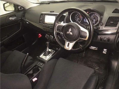 MITSUBISHI LANCER EVOLUTION