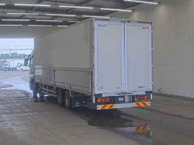 MITSUBISHI FUSO SUPER GREAT