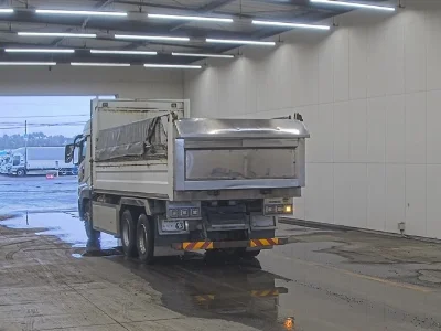 MITSUBISHI FUSO SUPER GREAT