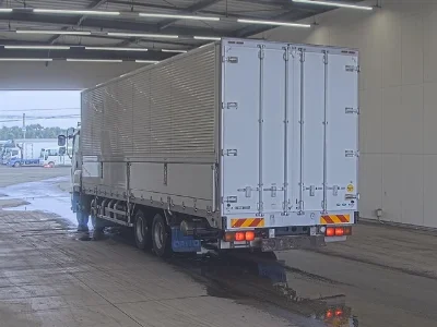 ISUZU GIGA