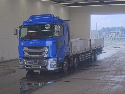 ISUZU GIGA