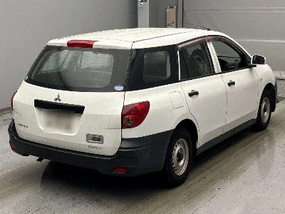MITSUBISHI LANCER VAN
