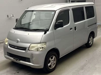 TOYOTA LITE ACE VAN