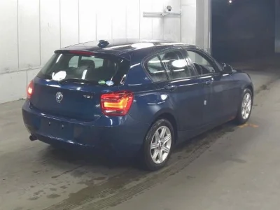 BMW 1 SERIES