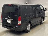 Цена авто Toyota HiAce Van с аукционов Японии, номер кузова TRH200V, пробег 67 000, оценка 8