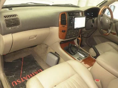 TOYOTA LAND CRUISER