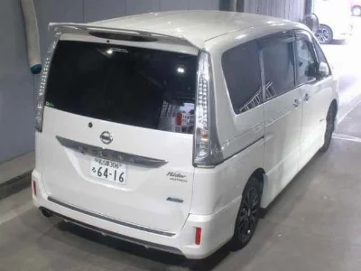 NISSAN SERENA