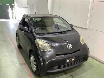 TOYOTA IQ