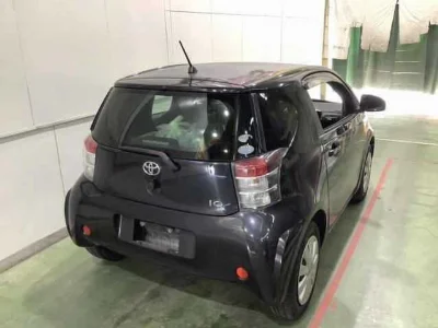 TOYOTA IQ