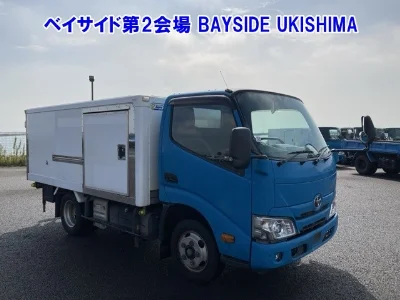 TOYOTA DYNA