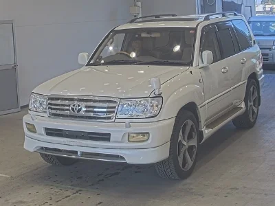 TOYOTA LAND CRUISER