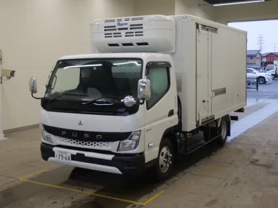 MITSUBISHI CANTER