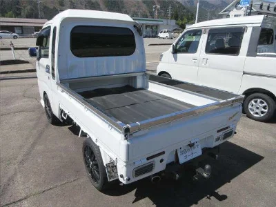 DAIHATSU HIJET TRUCK