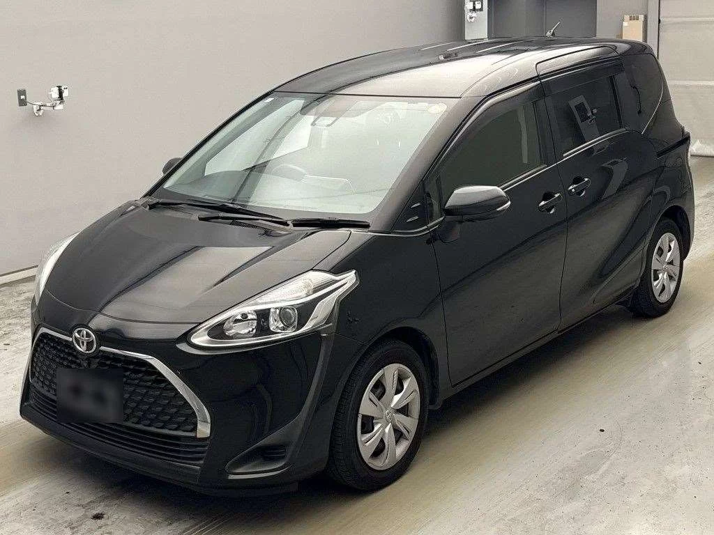 Toyota Sienta 2018