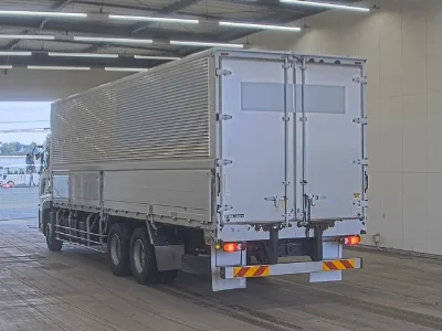 NISSAN DIESEL (UD) QUON