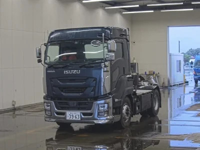 ISUZU GIGA
