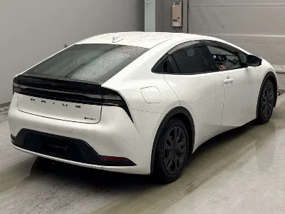 TOYOTA PRIUS PHV