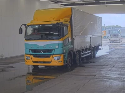 MITSUBISHI FUSO SUPER GREAT