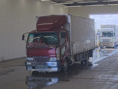MITSUBISHI FUSO FIGHTER