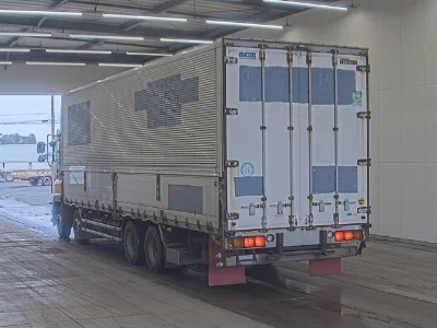 ISUZU GIGA