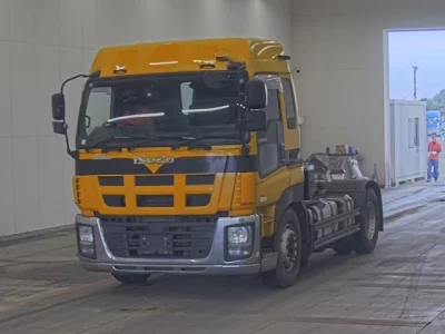 ISUZU GIGA