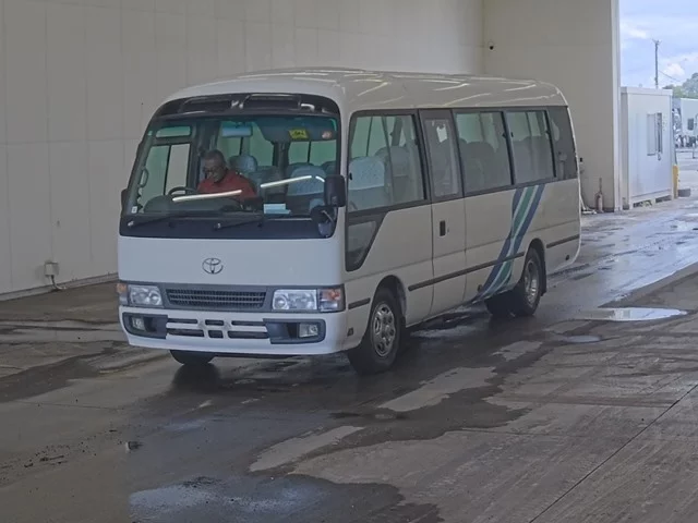 Toyota Coaster  с аукциона в Японии