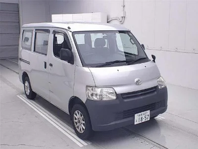 TOYOTA TOWN ACE VAN