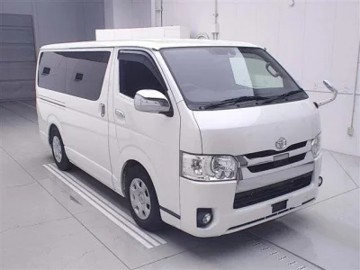 TOYOTA REGIUS ACE VAN