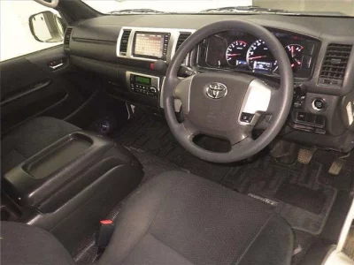 TOYOTA REGIUS ACE VAN