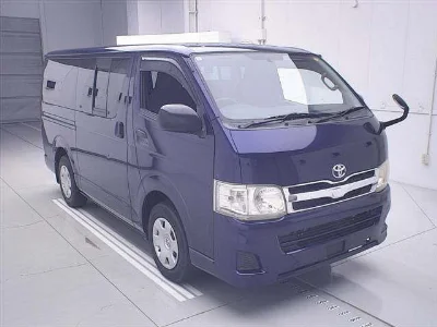 TOYOTA REGIUS ACE VAN